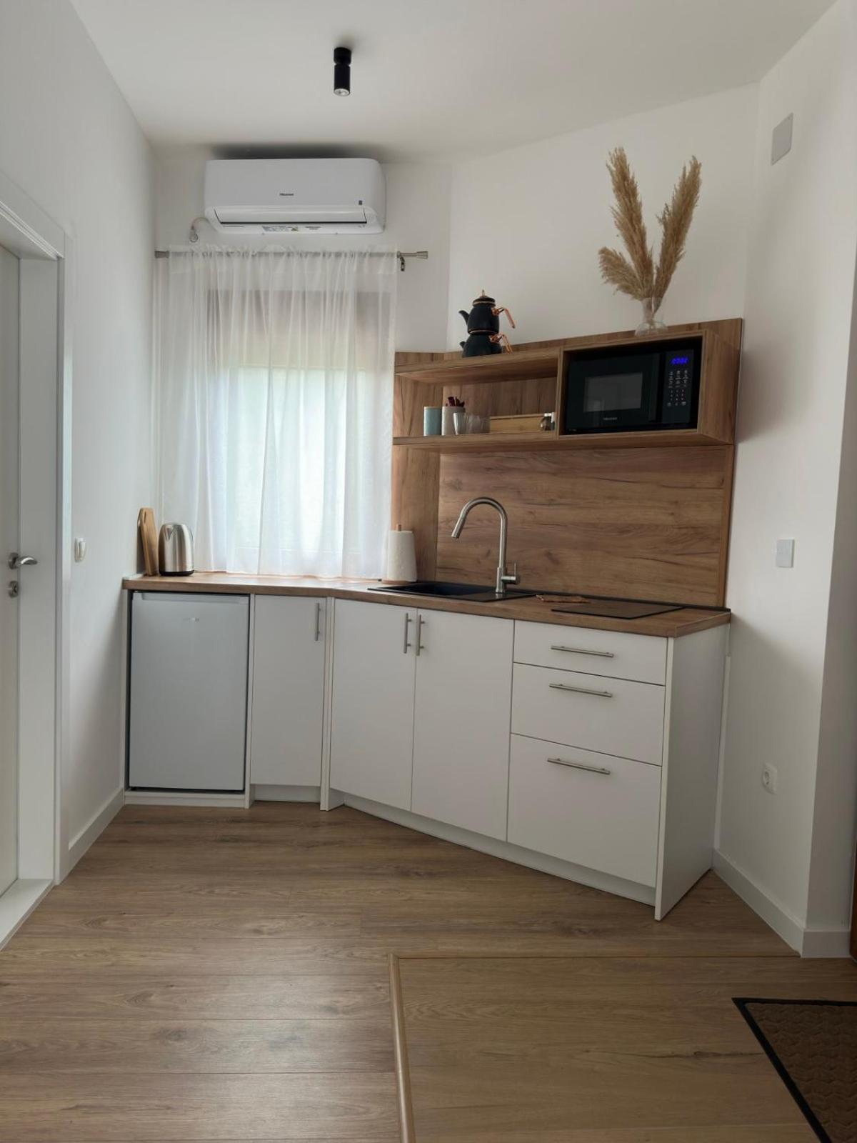 Studio Apartmani Izvor Blagaj Exterior foto